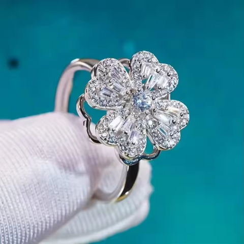 360°rotating Zircon Ring